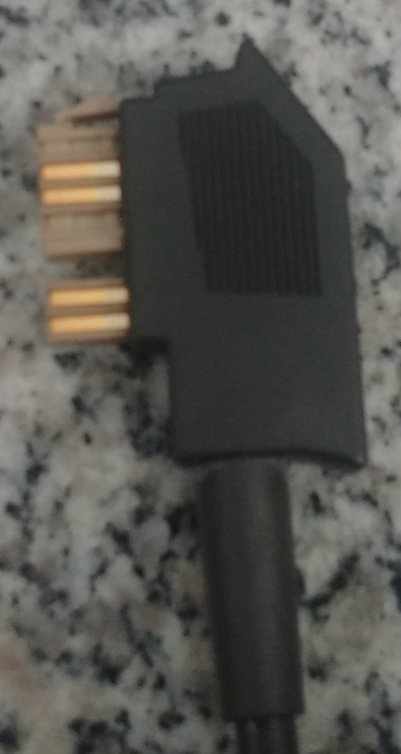 TAE_8+4_Stecker_links.jpg